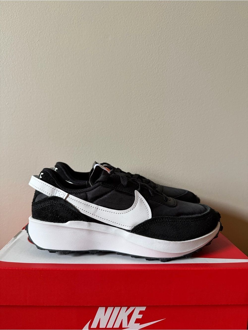 Nike Waffle Debut Black White DH9523-002 Women’s Size 6